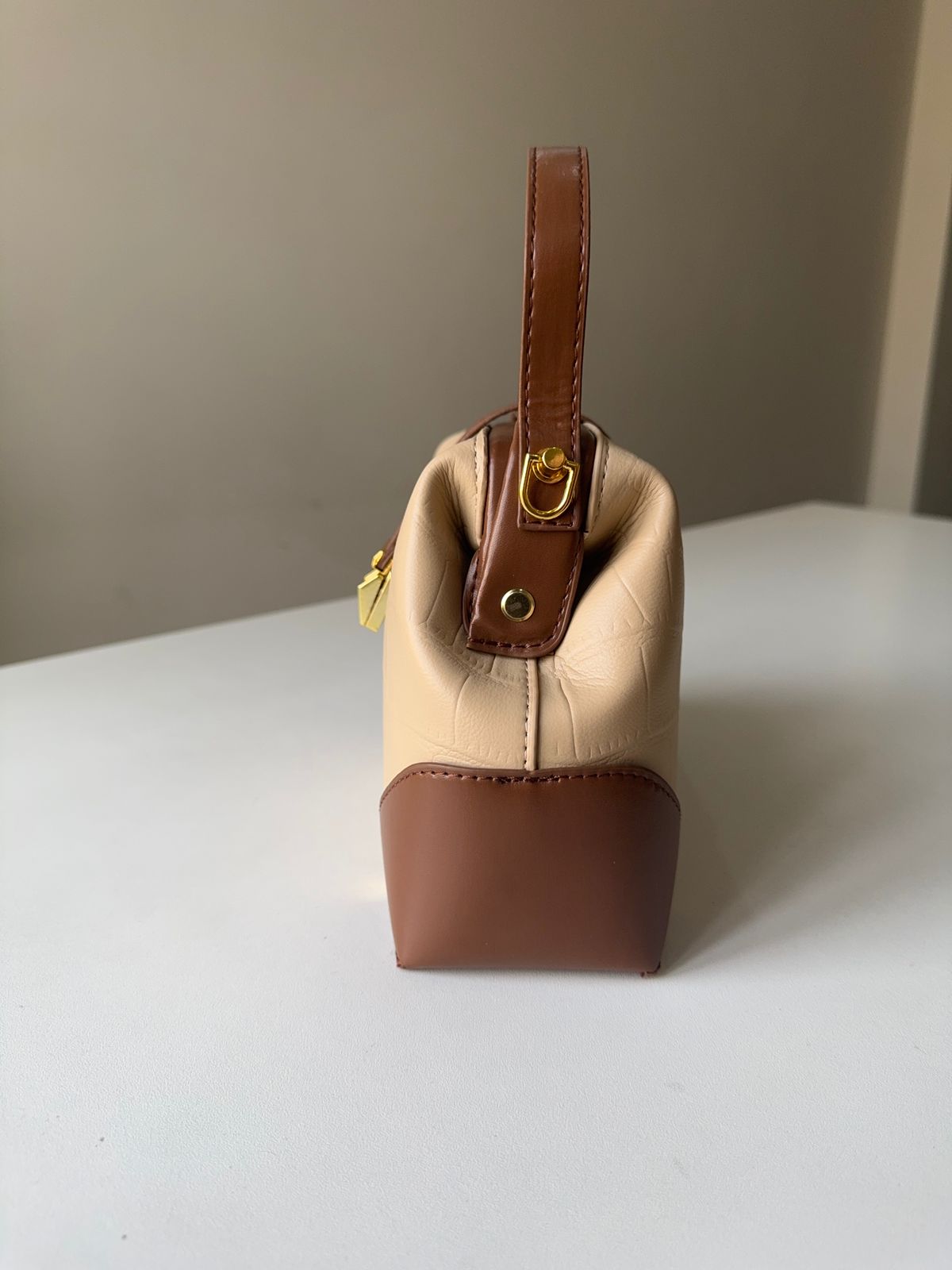 Brown khaki bucket bag - Image 8