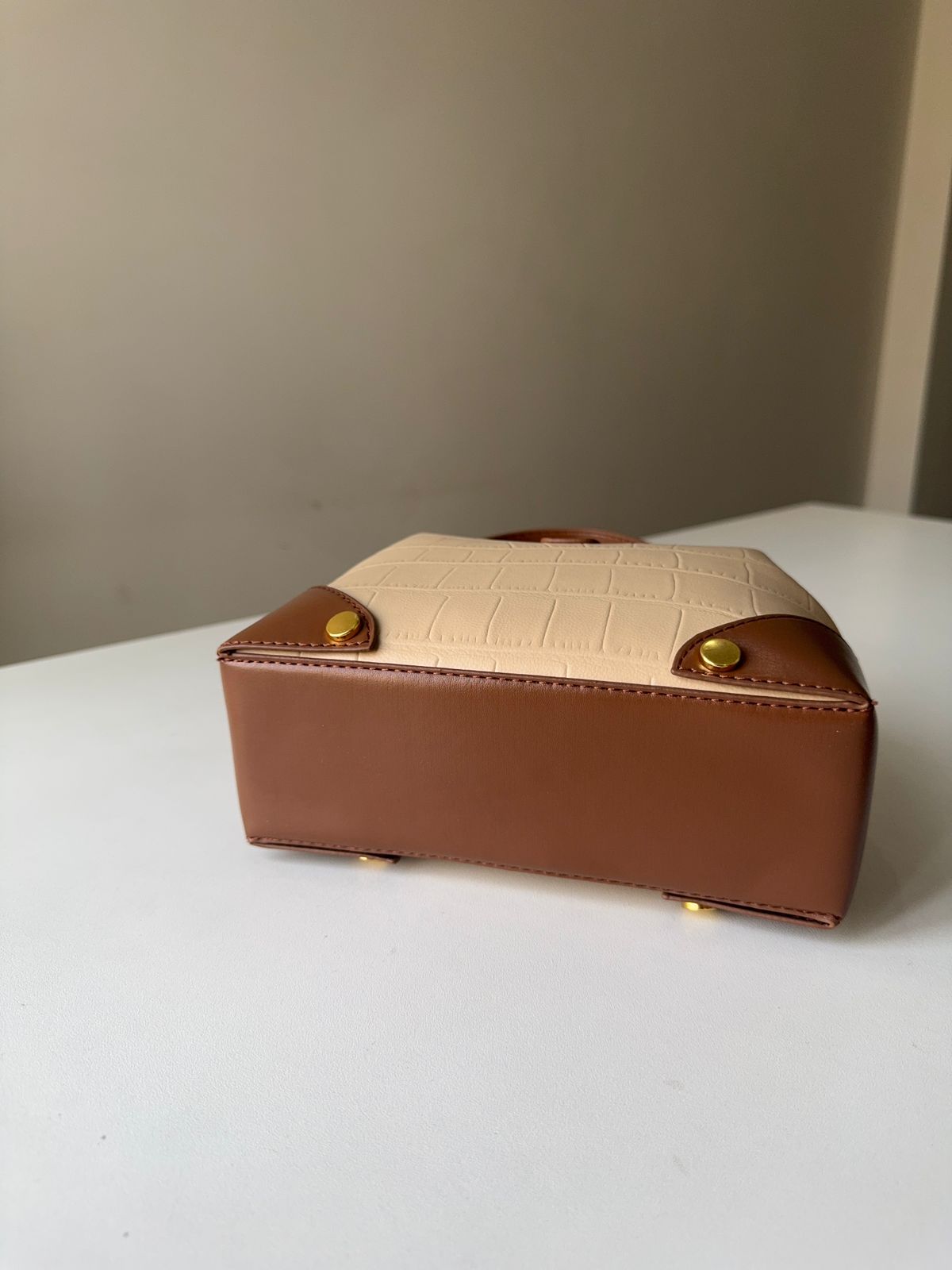 Brown khaki bucket bag - Image 7