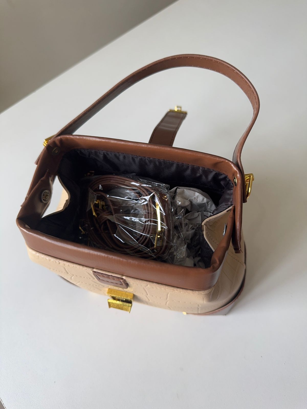 Brown khaki bucket bag - Image 6