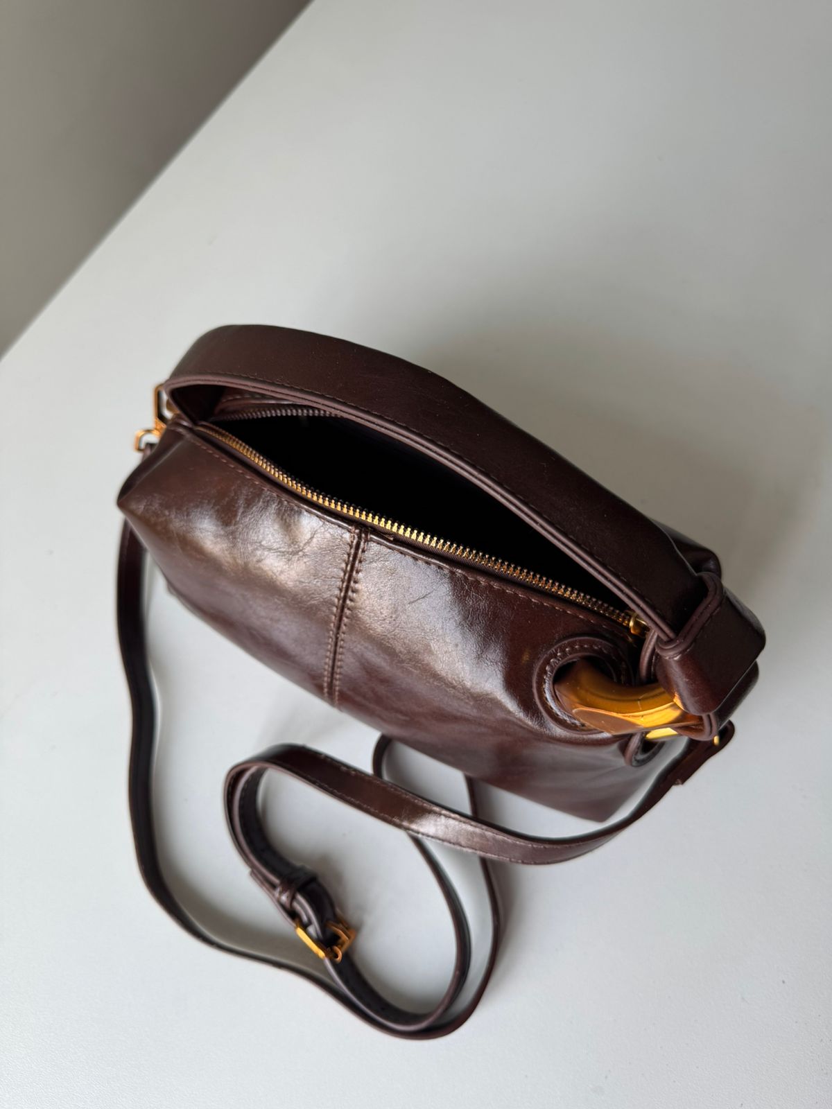 Dumpling shine leather Bag - Image 3