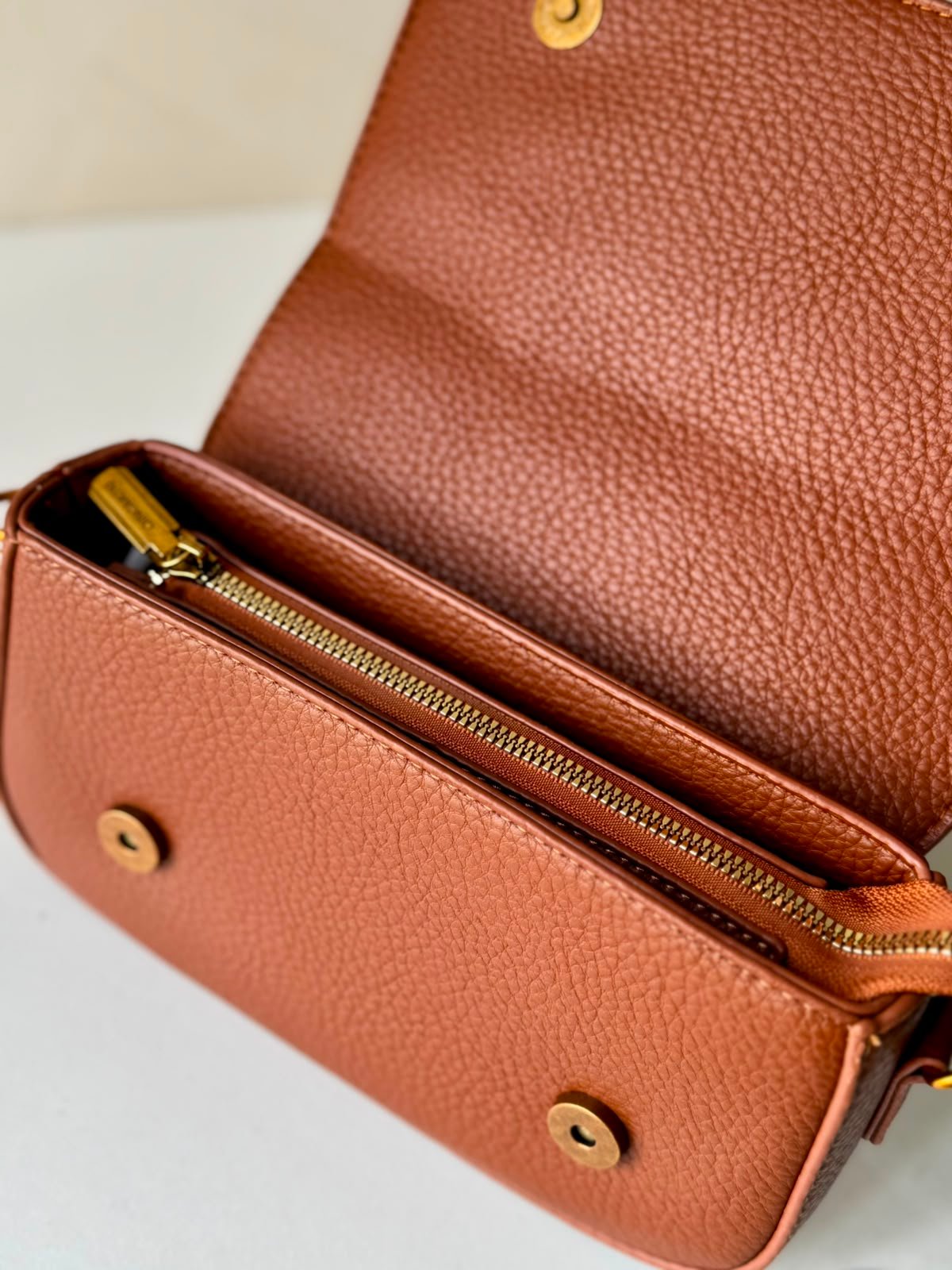 TB inspired crossbody*brown - Image 3