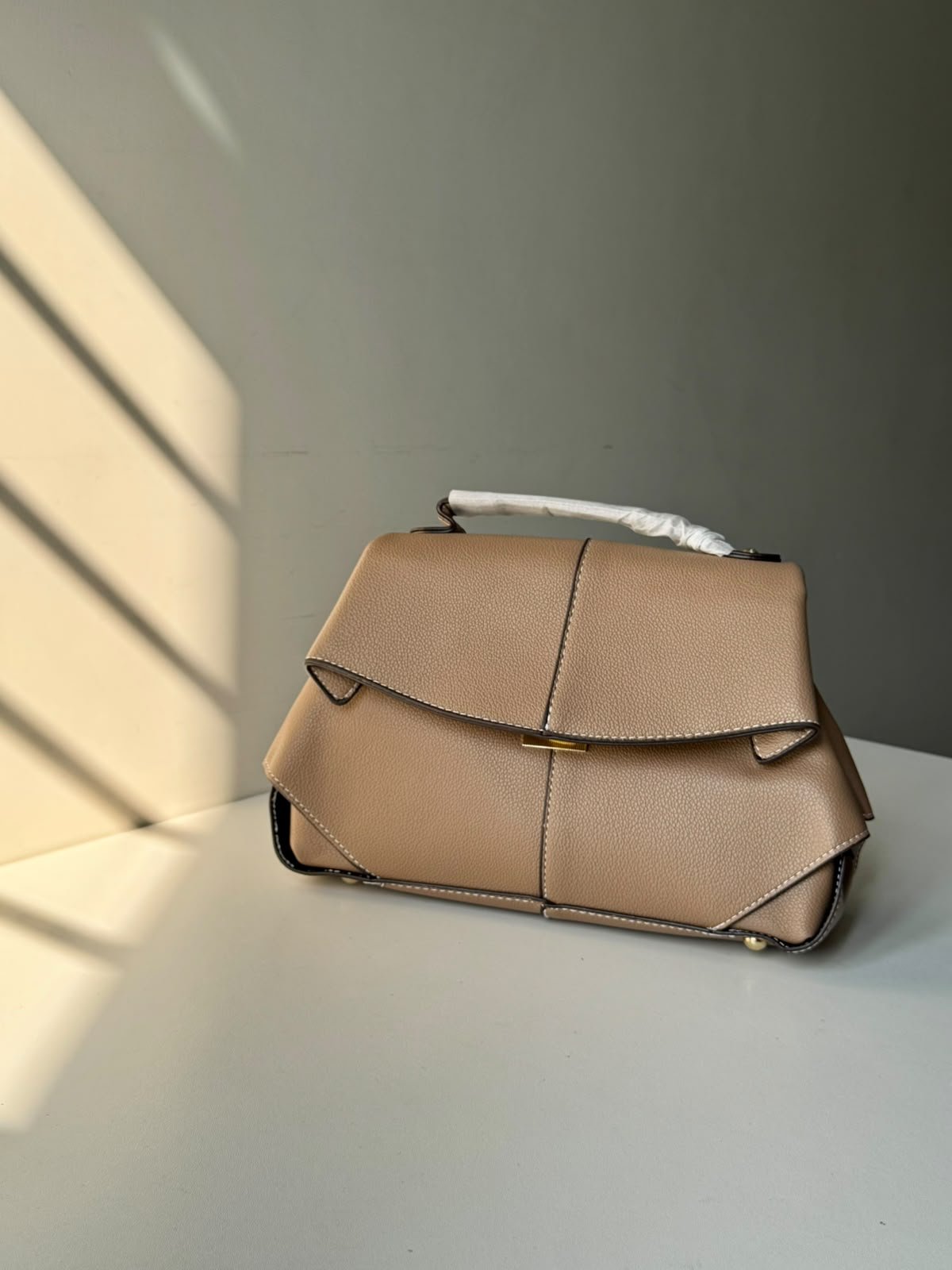Elegance coded premium bag