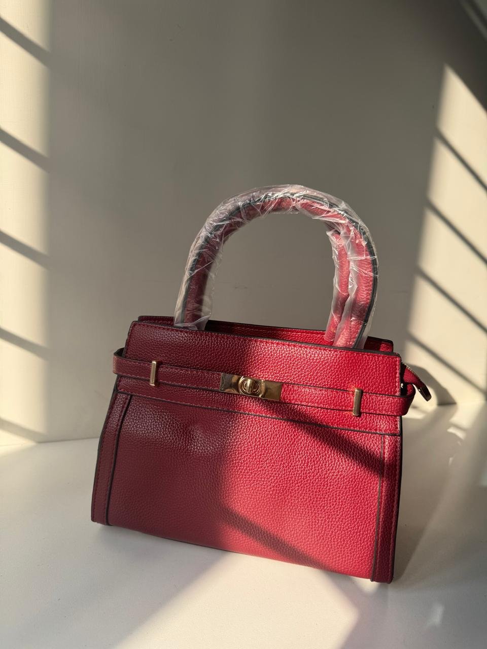Premium coded elegance red