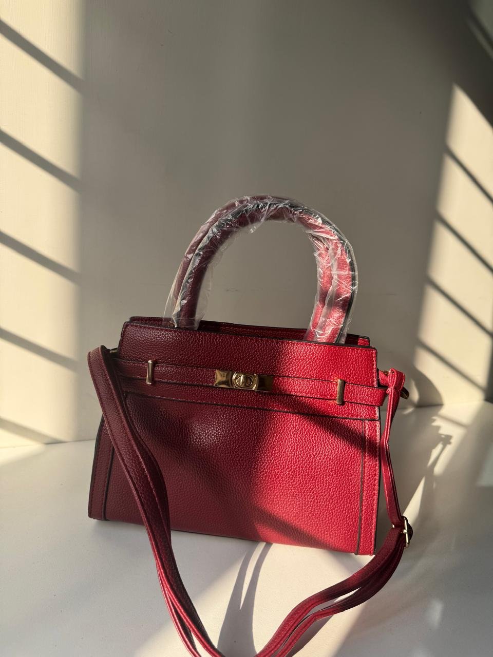 Premium coded elegance red